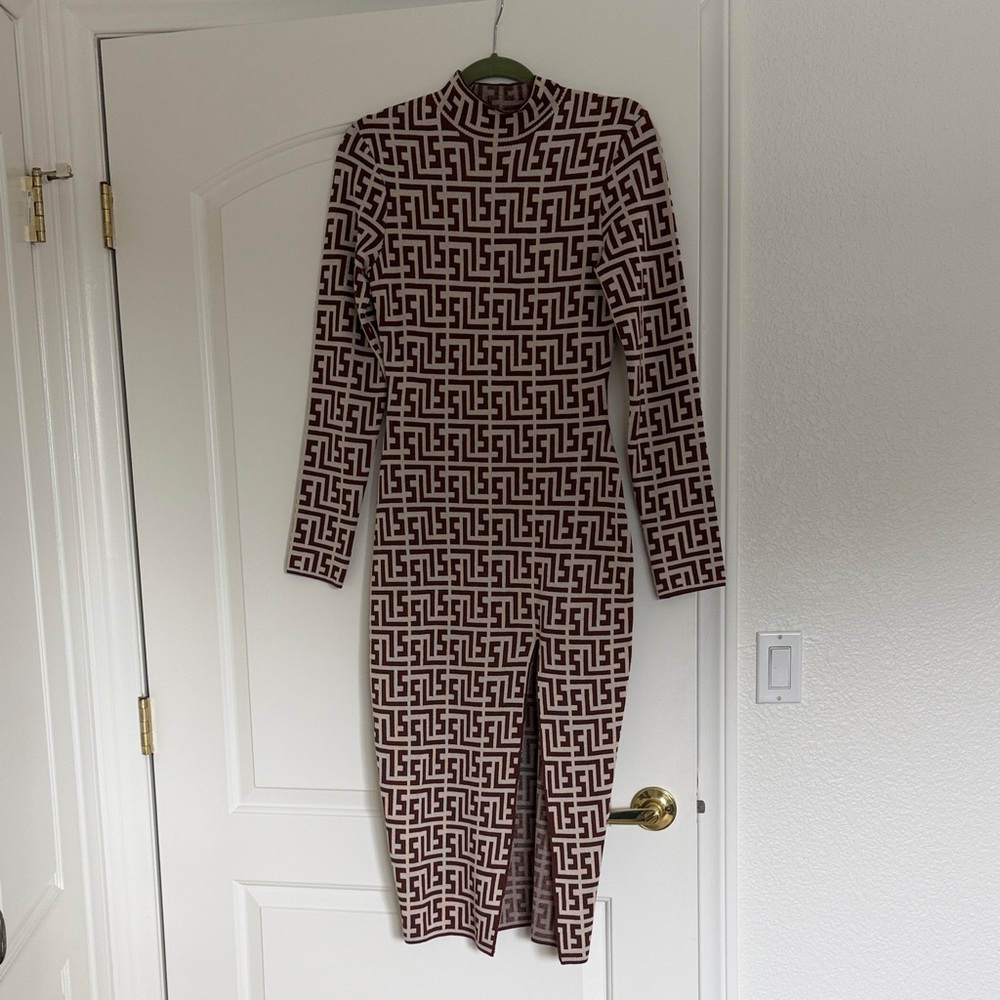 Geometric print Midi body-con Long Sleeve Dress